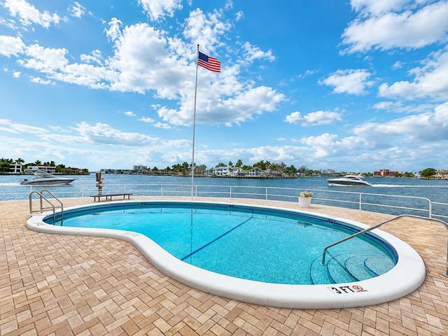 1201 S Riverside Drive 307, Pompano Beach, FL 33062