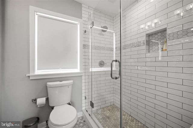 2116 R ST NE, Washington, DC 20002