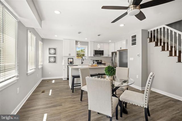 2116 R ST NE, Washington, DC 20002