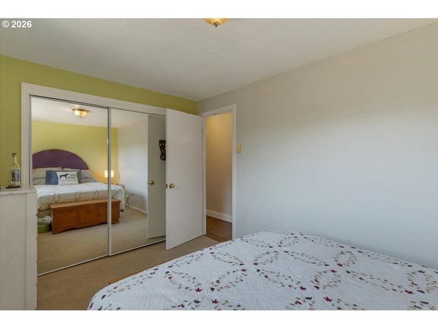 815 N 4TH St, Aumsville, OR 97325
