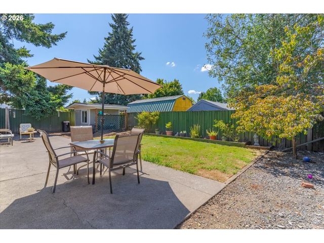 815 N 4TH St, Aumsville, OR 97325
