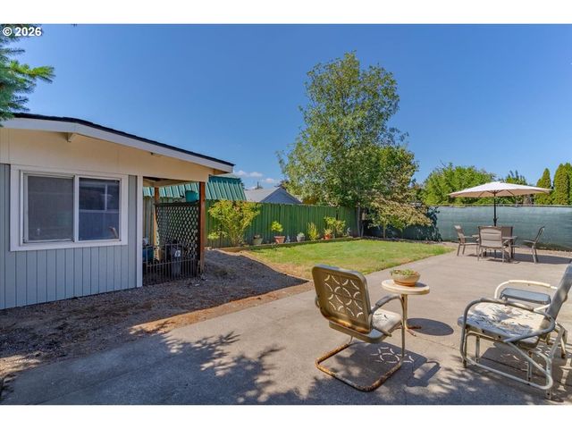 815 N 4TH St, Aumsville, OR 97325