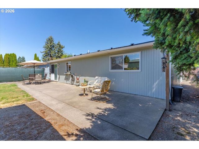 815 N 4TH St, Aumsville, OR 97325