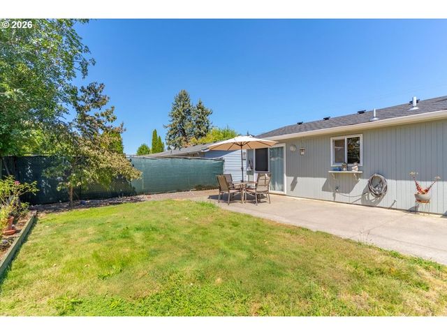 815 N 4TH St, Aumsville, OR 97325