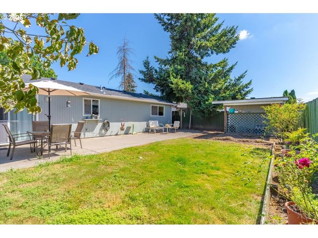 815 N 4TH St, Aumsville, OR 97325