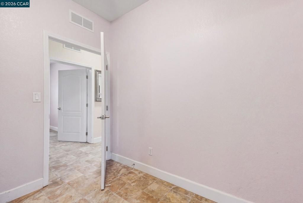 Image 39 of property listing at 37 Terrace Dr, Concord, CA 94518