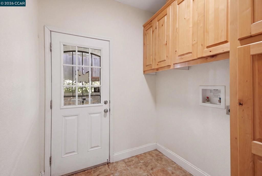 Image 43 of property listing at 37 Terrace Dr, Concord, CA 94518