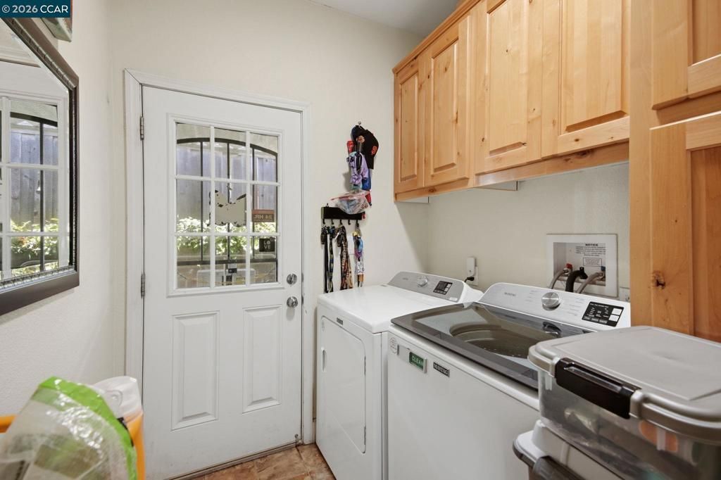 Image 44 of property listing at 37 Terrace Dr, Concord, CA 94518