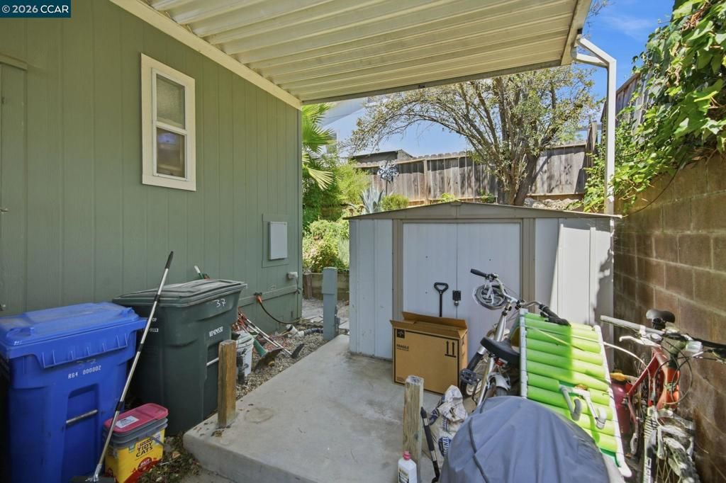 Image 46 of property listing at 37 Terrace Dr, Concord, CA 94518