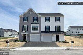 716 DEERFIELD BLVD #LOT 4, Pennsburg, PA 18073