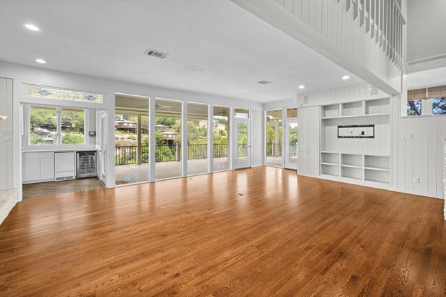718 Bermuda ST, Lakeway, TX 78734