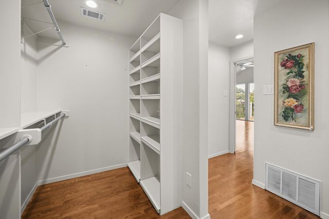 718 Bermuda ST, Lakeway, TX 78734