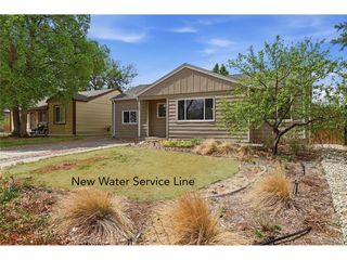 1781 Kingston St, Aurora, CO 80010