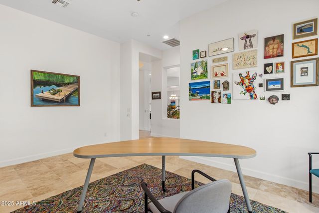 10883 E LA JUNTA Road, Scottsdale, AZ 85255