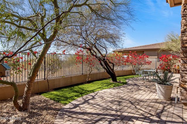 10883 E LA JUNTA Road, Scottsdale, AZ 85255