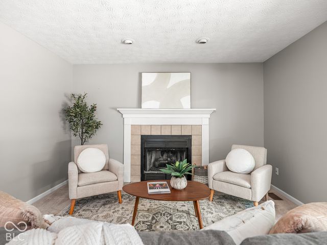 3945 Sunmeadow Circle, Indianapolis, IN 46228