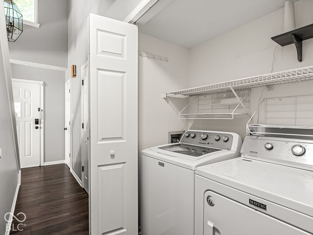 3945 Sunmeadow Circle, Indianapolis, IN 46228