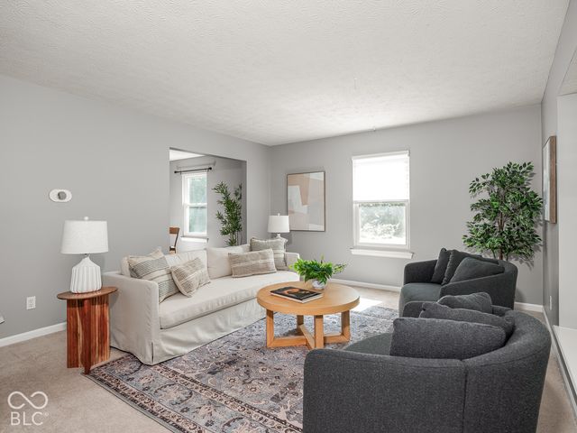 3945 Sunmeadow Circle, Indianapolis, IN 46228