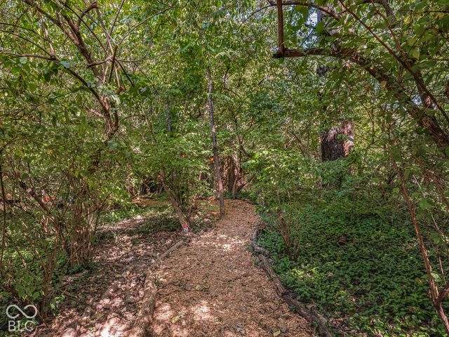 3945 Sunmeadow Circle, Indianapolis, IN 46228