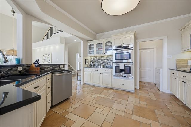 13545 Bullion Ct, Corpus Christi, TX 78418