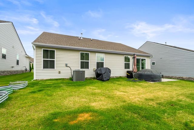 396 Streamview Dr, White House, TN 37188