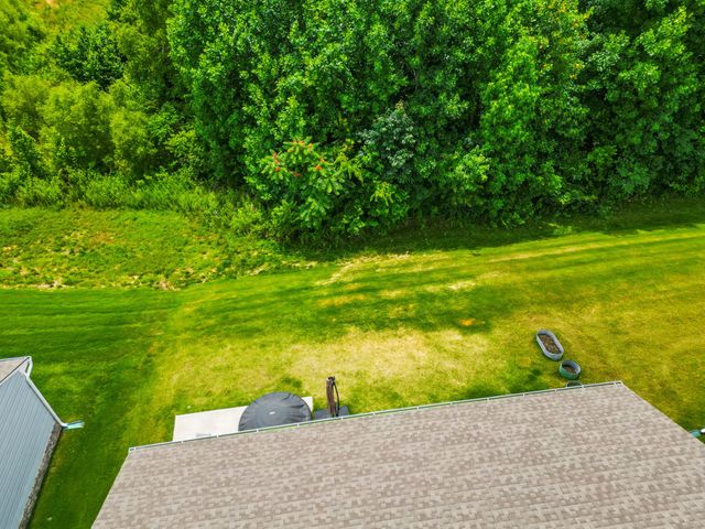 396 Streamview Dr, White House, TN 37188