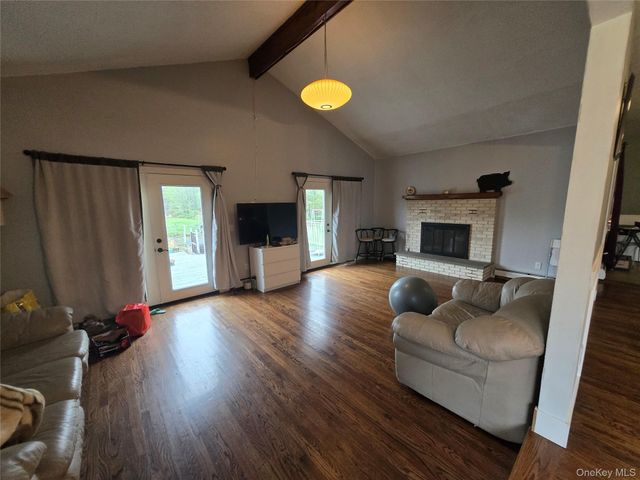 234 Sinsabaugh Road, Pine Bush, NY 12566