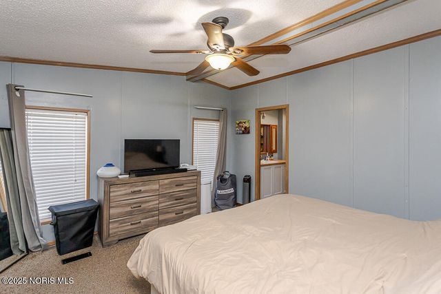 27484 Oregon Road, 65, Perrysburg, OH 43551