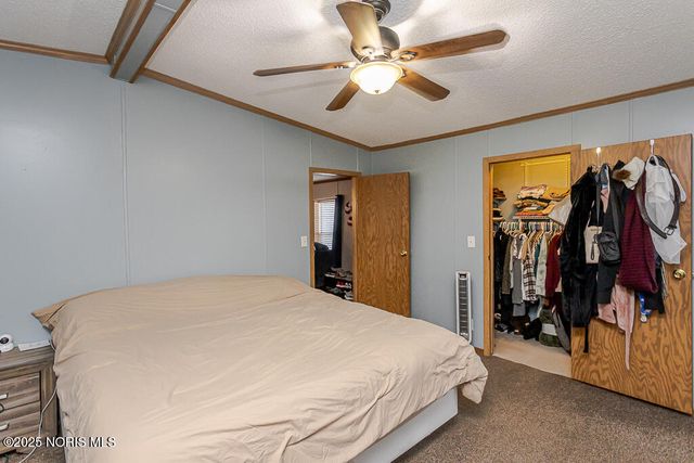 27484 Oregon Road, 65, Perrysburg, OH 43551