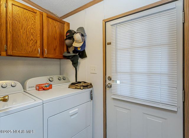 27484 Oregon Road, 65, Perrysburg, OH 43551