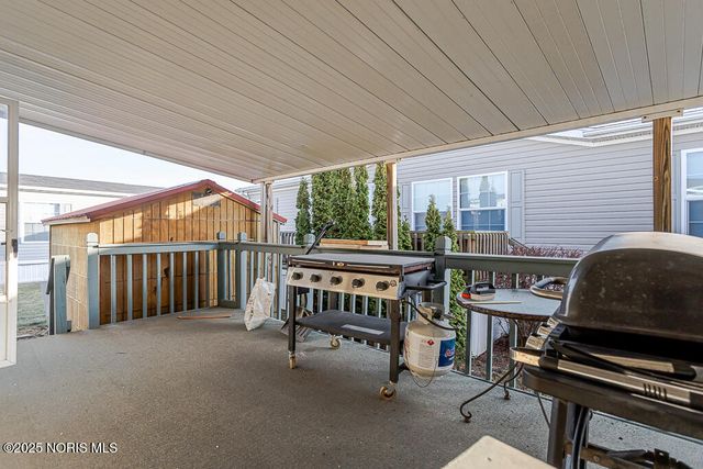 27484 Oregon Road, 65, Perrysburg, OH 43551