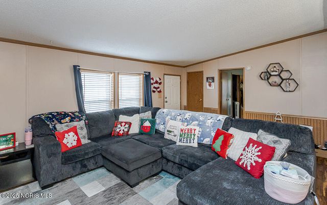 27484 Oregon Road, 65, Perrysburg, OH 43551