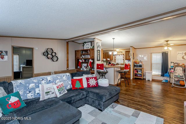 27484 Oregon Road, 65, Perrysburg, OH 43551