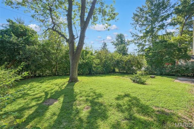 106 Williamsburg Drive, Belleville, IL 62221