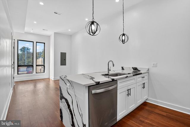 7319 GEORGIA AVE NW, Washington, DC 20012