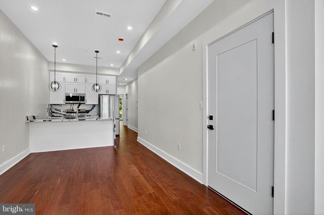 7319 GEORGIA AVE NW, Washington, DC 20012