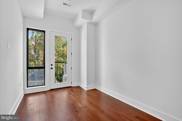 7319 GEORGIA AVE NW, Washington, DC 20012