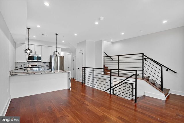 7319 GEORGIA AVE NW, Washington, DC 20012