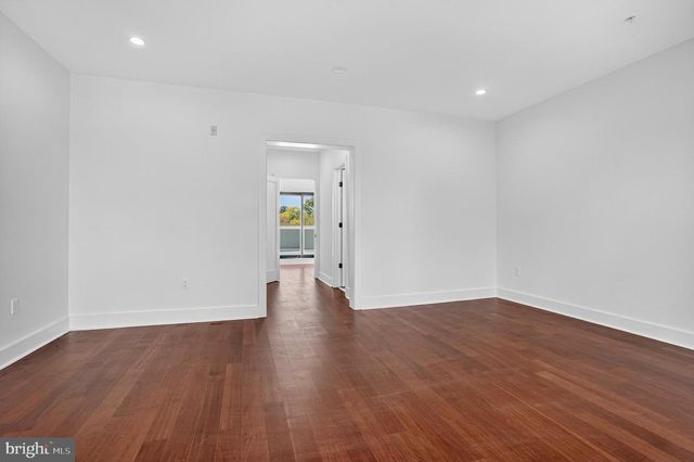 7319 GEORGIA AVE NW, Washington, DC 20012