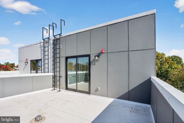 7319 GEORGIA AVE NW, Washington, DC 20012