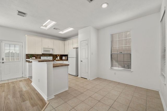 2911 Hackamore Hollow Lane, Houston, TX 77014