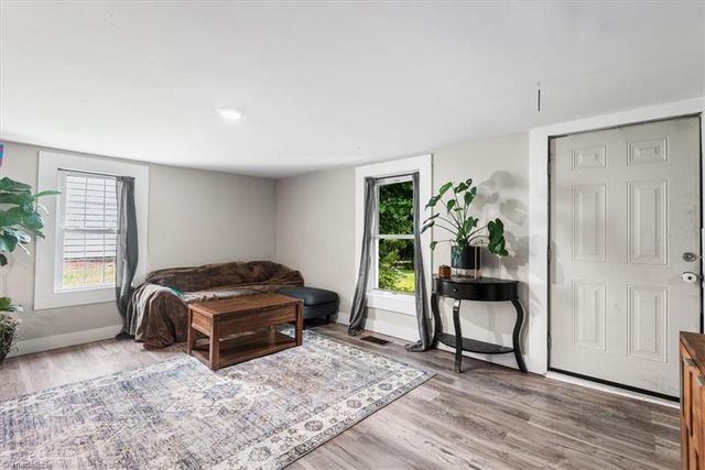 301 West End Boulevard, Madison, NC 27025