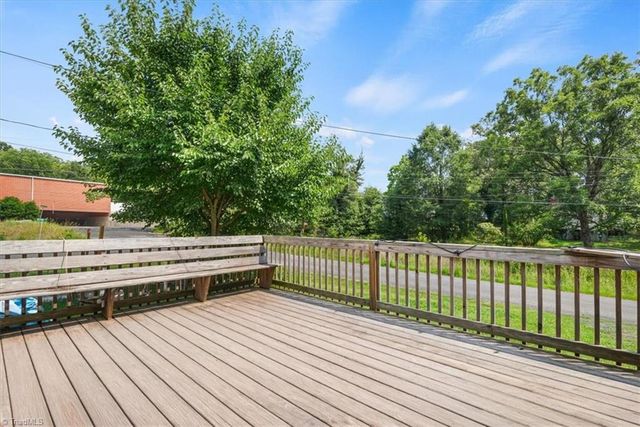 301 West End Boulevard, Madison, NC 27025