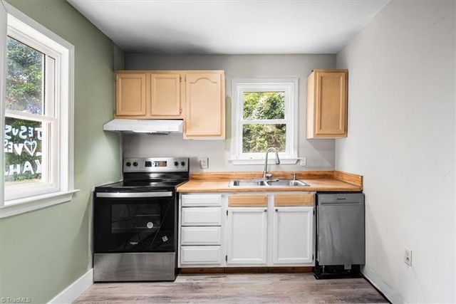 301 West End Boulevard, Madison, NC 27025