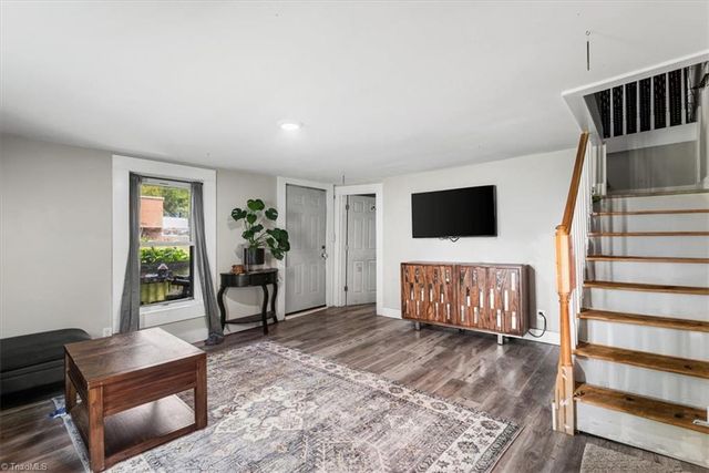 301 West End Boulevard, Madison, NC 27025