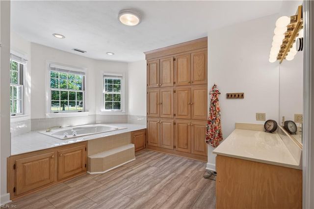 3404 W Landing DR, Chesapeake, VA 23322