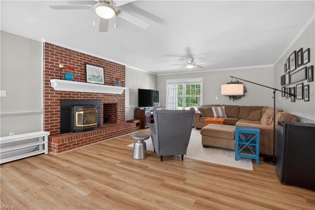 3404 W Landing DR, Chesapeake, VA 23322