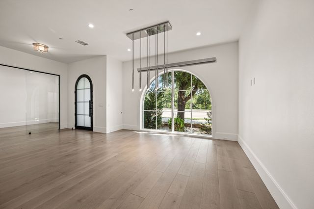 2850 Lakeside Parkway 110, Flower Mound, TX 75022