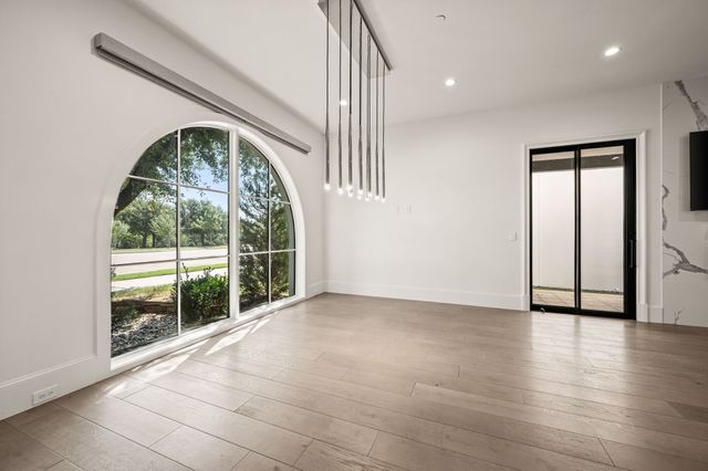 2850 Lakeside Parkway 110, Flower Mound, TX 75022
