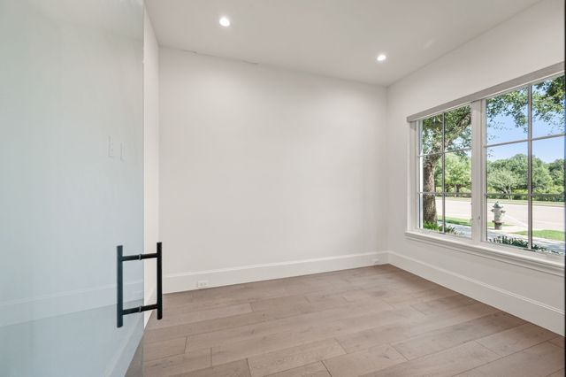 2850 Lakeside Parkway 110, Flower Mound, TX 75022
